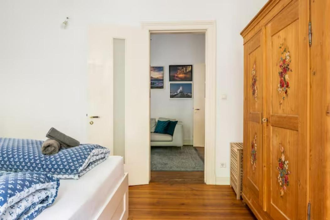 Grosszuegige 185M2-Altbauwohnung In Bestlage 7Zimmer-2Baeder-2Kuechen-2Wcs Hamburg Luaran gambar
