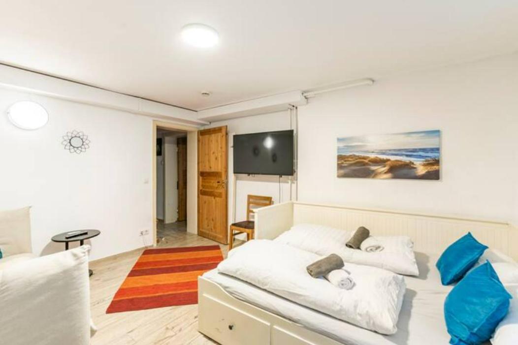 Grosszuegige 185M2-Altbauwohnung In Bestlage 7Zimmer-2Baeder-2Kuechen-2Wcs Hamburg Luaran gambar