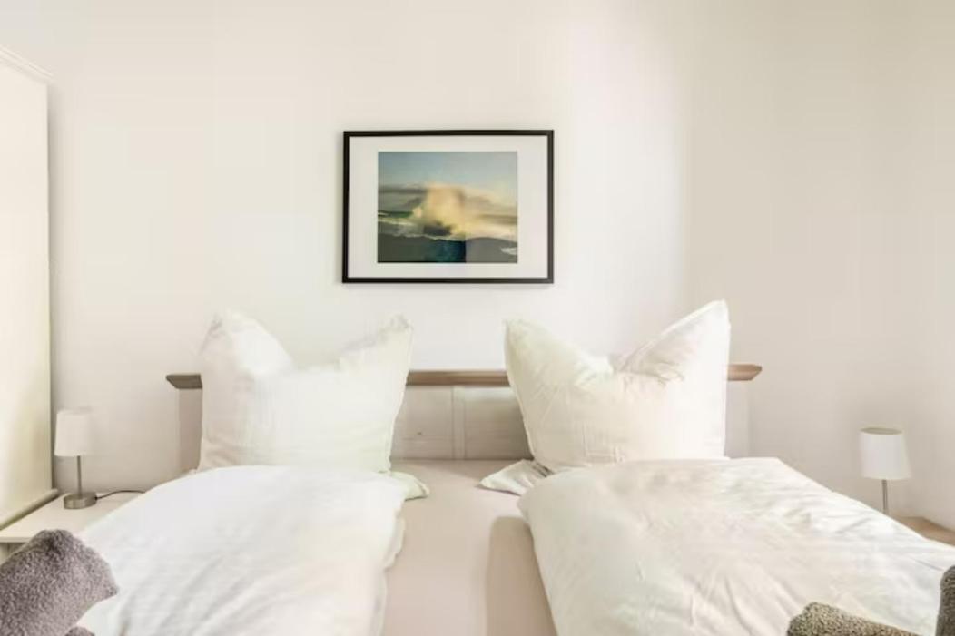 Grosszuegige 185M2-Altbauwohnung In Bestlage 7Zimmer-2Baeder-2Kuechen-2Wcs Hamburg Luaran gambar