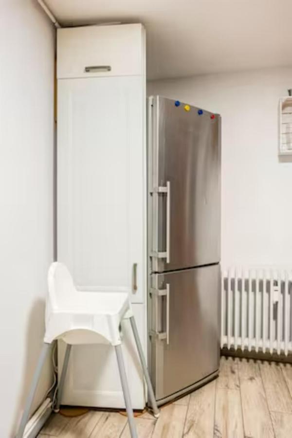 Grosszuegige 185M2-Altbauwohnung In Bestlage 7Zimmer-2Baeder-2Kuechen-2Wcs Hamburg Luaran gambar